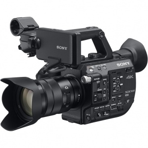 Профессиональная видеокамера Sony PXW-FS5K