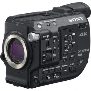 Профессиональная видеокамера Sony PXW-FS5